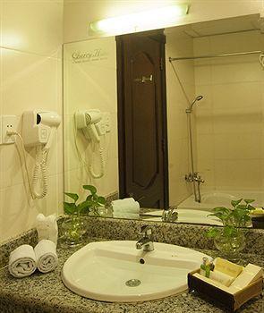 Cherry Hotel- Near Opera House Hotel Ho-Chi-Minh-Stadt